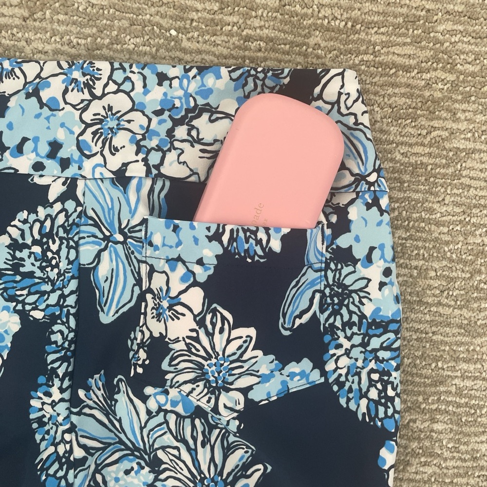 Lilly Pulitzer Luxletic Blue and White Floral Dress Pants - Picture 7 of 7